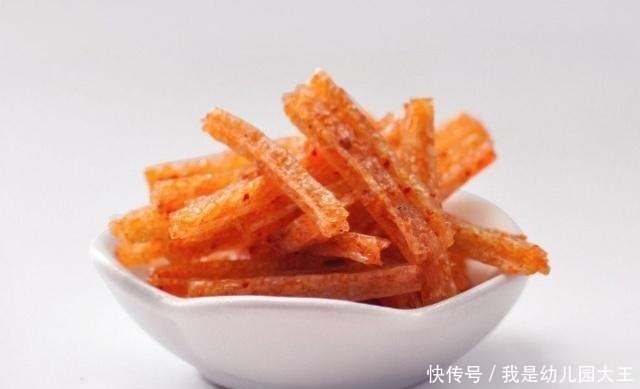 好处|这3种孩子“最爱”的小零食,家长尽量少给孩子吃,吃多了没好处!