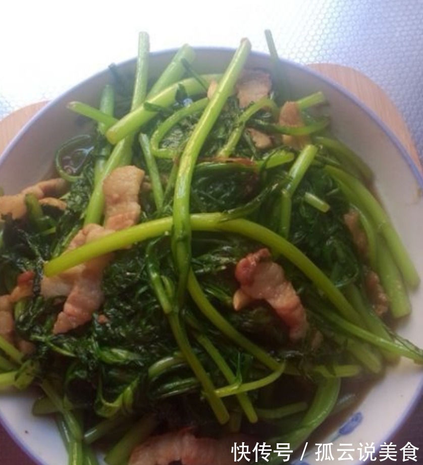 秋冬季节,怎么能少得了此菜不仅营养丰富,营养均衡!