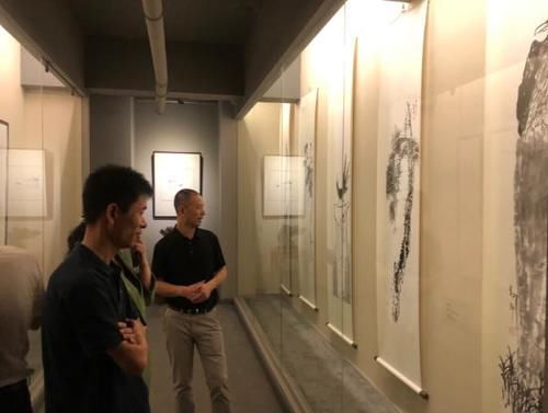 81岁首办个展的朱豹卿,读他家人珍藏的笔墨本色与苍浑