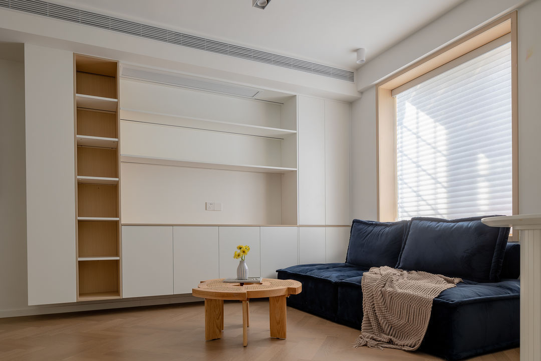 玻璃窗|他家仅60㎡,却通过6处“神设计”让空间倍增,实用性不输大户型