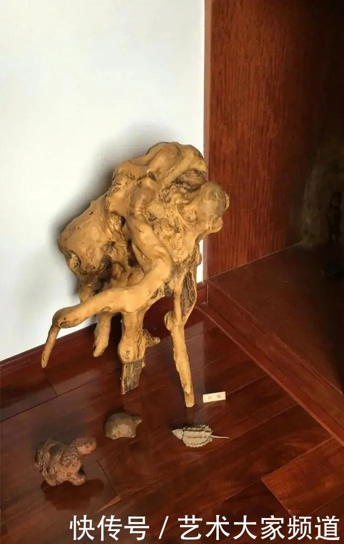 投资|中国当代最具学术价值与收藏投资潜力书画家——?崔仑昆