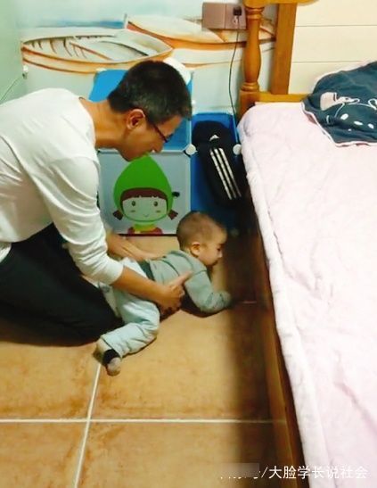 宝宝|“掏娃奶爸”走红，当宝宝被拖出来那一刻，网友：哎呀妈呀好可爱