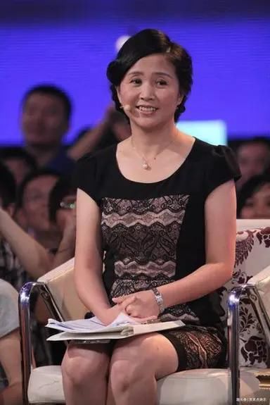 黄菡离开《非诚勿扰》时，那只有9句话的演讲，却影响了无数人