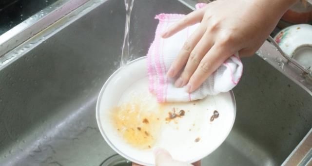 几个看似“卫生”的习惯,其实并不卫生,早看早知早避免