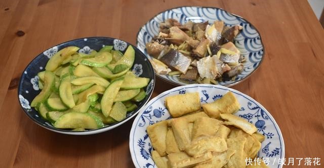 我家6天晚餐，有荤有素还有汤，好吃有营养，简单的生活很美好