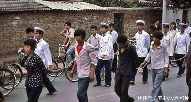 夺回|一个农民当了皇帝后,被人谋朝篡位,他夺回皇位的方式很有趣