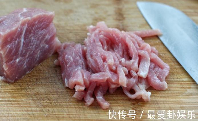 炒猪瘦肉,腌制时不要放料酒,牢记一个技巧,瘦肉不腥香味浓