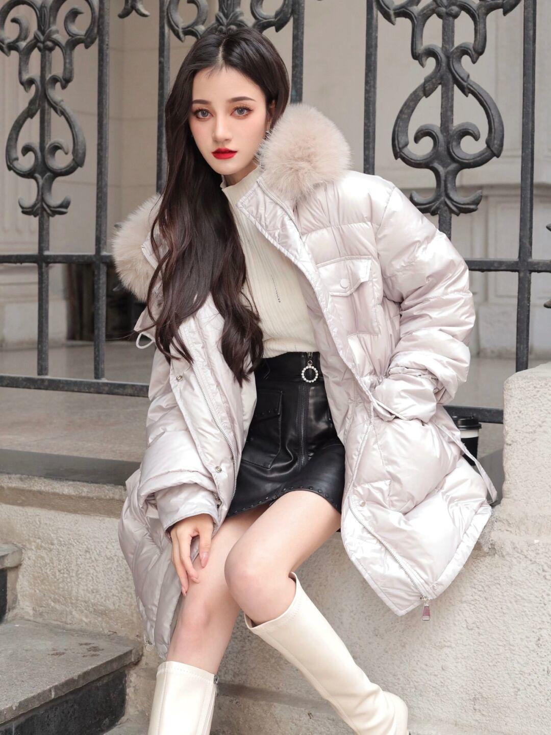 更上一层楼 冬天穿羽绒服太臃肿了?不妨试试这几款,保暖时髦还特显瘦