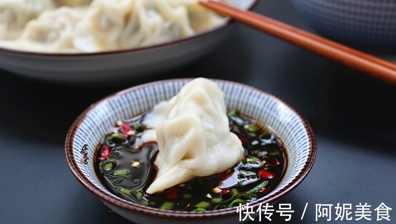 这三种食材放在一起做馅包饺子,鲜甜多汁营养足,快试试去
