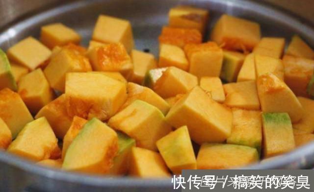 此物|吃南瓜时，最好别碰“此物”，很多人做错了，早知早受益