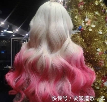 卷发 你的发量不多,情愿剪短发,也别瞎留这些“秃顶发型”!