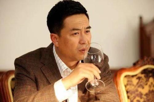 层次越高的人，越“冷淡”，冷淡的人有2个卓越表现，看看你有吗