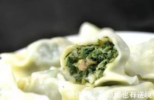 很多人把它当垃圾,我却拿它来做饺子,出锅后老公连吃40个不过瘾