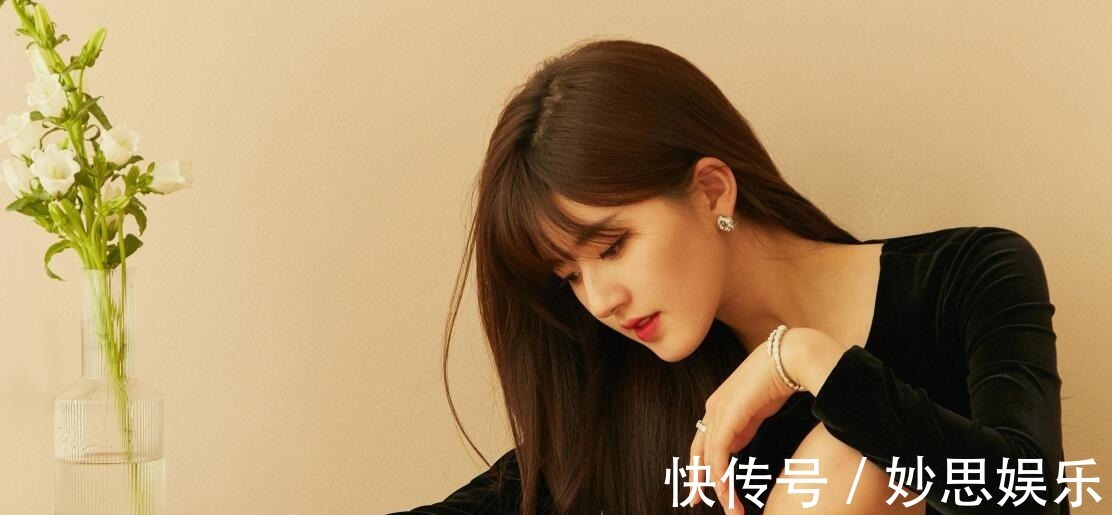 何炅憑什么能成為綜藝界的“定海神針”趙露思一語道破玄機(jī)