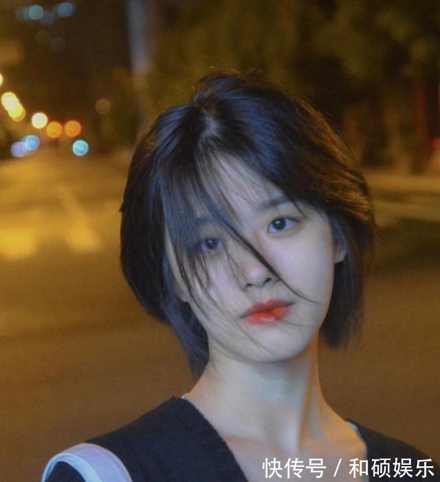 短发 秋冬都在“剪短发”,超A女神范更有气质,基本都逃不出这4款发型