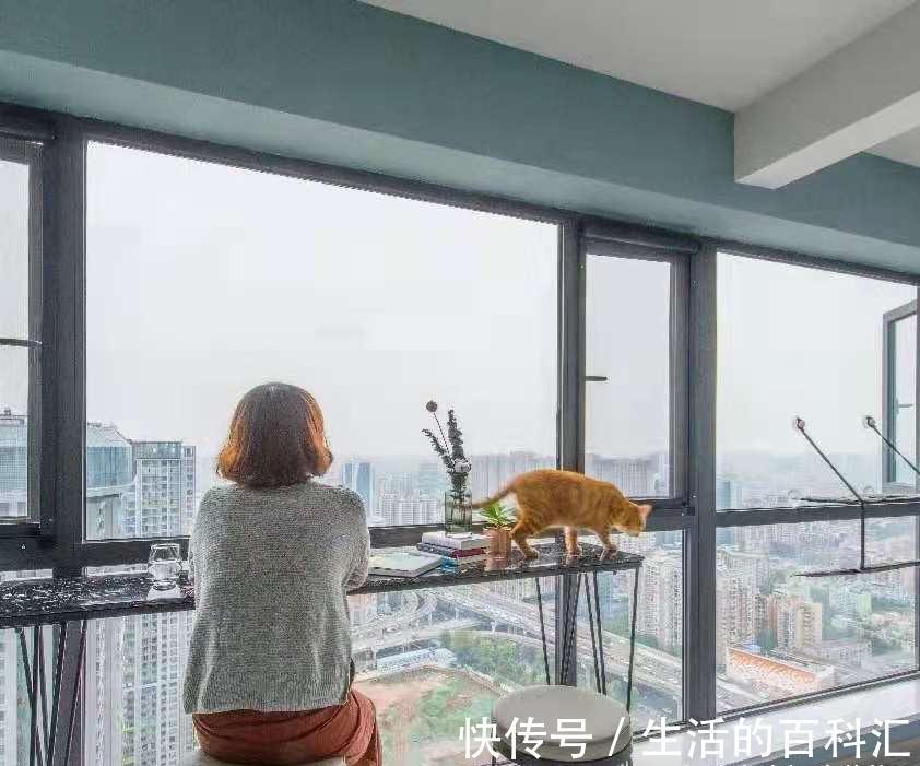 书房|不浪费5m2的阳台空间，建议少花钱，“穷装”更漂亮、更实用