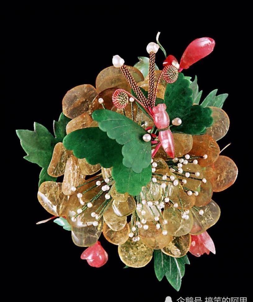 翡翠,乾隆让它“由石变玉”,慈禧让它昂贵到今天