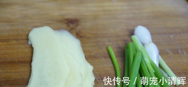 花了几千和大师傅学的手撕鸡做法配方，附详细腌料汁、卤水配方