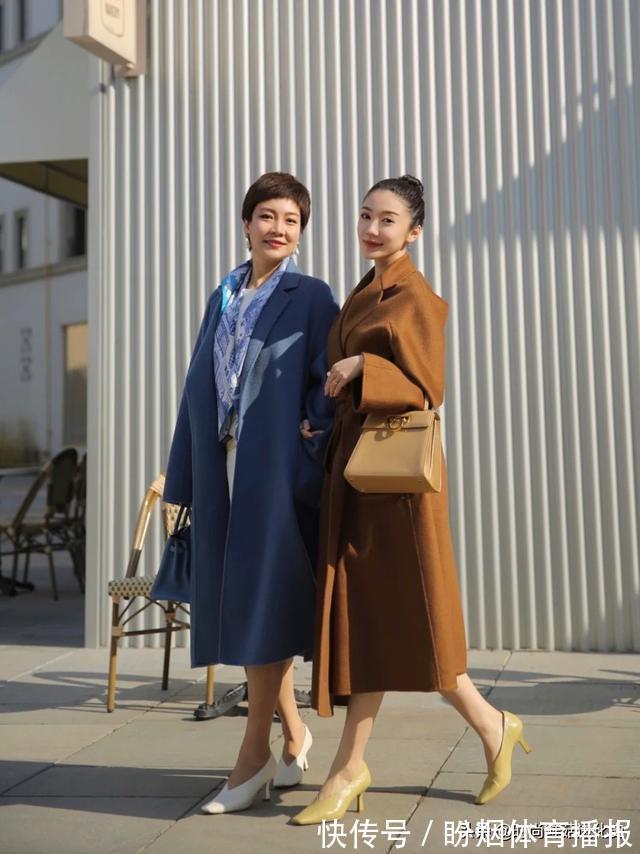 女人 年过50的女人,建议少穿高跟鞋!今秋流行这4双鞋,舒适还显个高