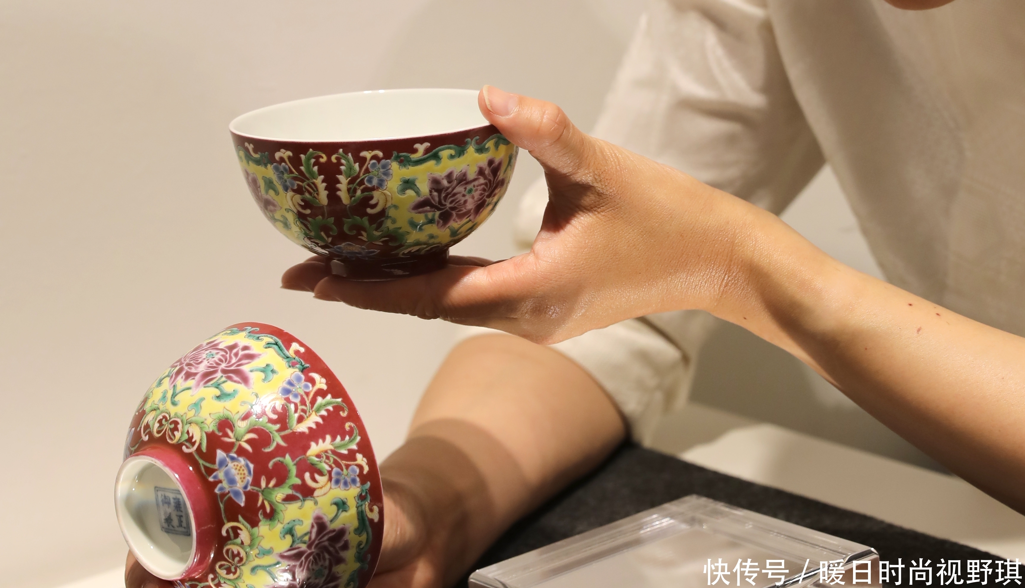 美国门童勤恳工作35年,退休时收到意外大礼,直接成“副总裁”