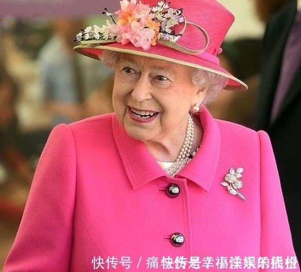 新婚礼物|英女王的珠宝有些不吉利?原材料取自坟墓,由2000颗钻石珍珠组成