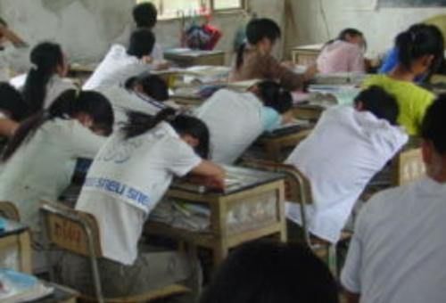 午睡多久才是科学的呢？午睡越久越能缓解疲劳吗？专家为你解答