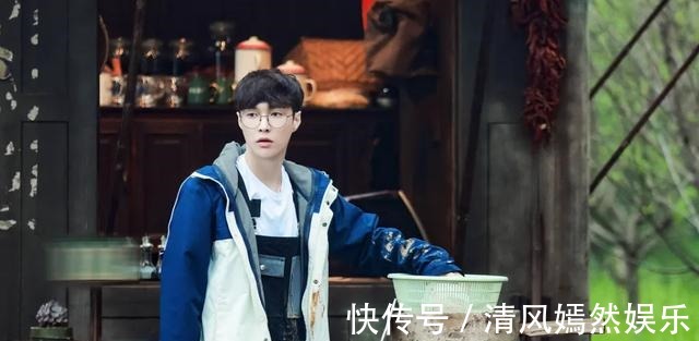 黄磊|黄磊为何宽待张艺兴，严待彭昱畅3个显而易见的原因，你知道吗