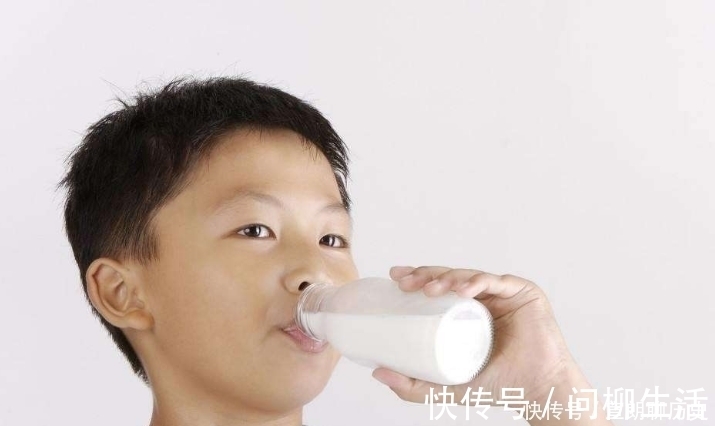 孩子|每天喝牛奶和不喝牛奶的孩子，差别会有多大？父母最好早知道