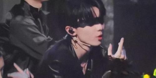 蔡徐坤|“掃娘風(fēng)暴”后，《快樂大本營》將被改版，丁程鑫能否繼續(xù)主持？