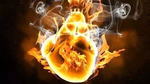 人体四把火胃火、肝火、心火、肺火!瞄准火苗,一方一穴一把火