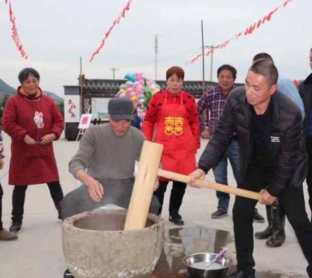 进化镇华锋村举办德孝文化节暨第三届年糕节