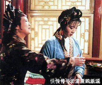 红楼梦$《红楼梦》王熙凤和林黛玉的关系有多好?十个薛宝钗也比不上