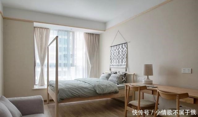 实用|快扔掉床头柜，老土又占地，现在年轻人卧室都这样装，美观更实用！