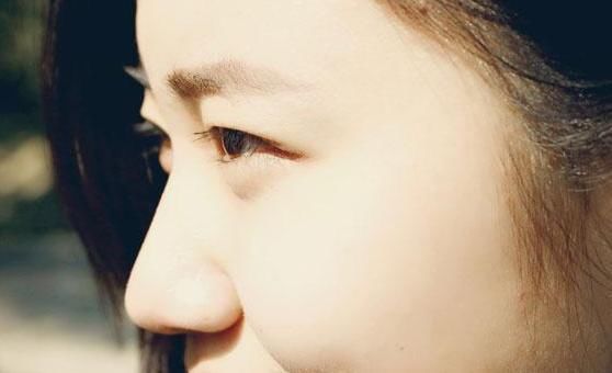 减肥成功|女性在减肥时，身上出现几个表现说明正在变瘦，希望你能坚持住