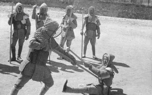 中计|八路军和日军拼刺刀,为何必须在枪中留子弹?只因稍有不慎就会中计!