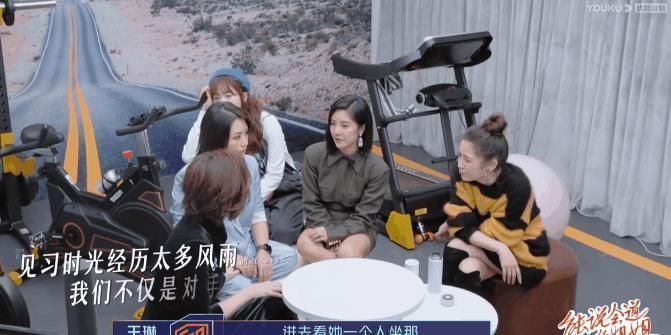 王琳 何洁王琳赵奕欢抱团 不尊重节目组、乱改规则、欺负其他主播