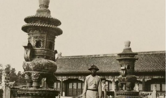 秦始皇|大清朝时代结束一百多年,还有人在守皇陵,是强迫还是内心自愿