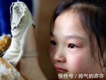 父母|最伤女儿的三句话，甚至会让她惦记半辈子，很多父母看完后背发凉