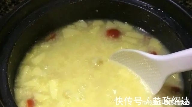 苹果|单煮小米粥太清淡,加2种果子,开胃消食又好喝,喝一次天天想喝