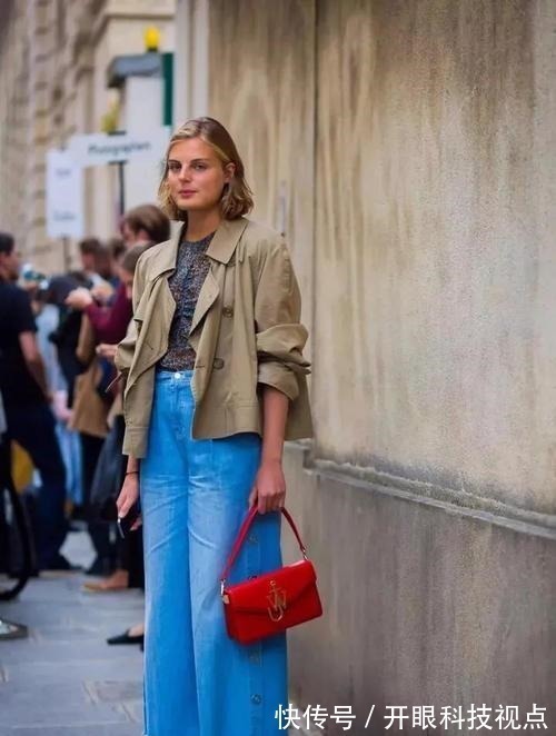 阔腿裤+ 今秋流行“阔腿裤+短靴”,女人怎么穿都有范儿,出门养眼全靠它!