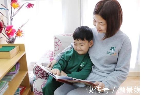 爸爸|14岁女儿和父母同床睡,书包里翻出来的东西,让爸爸自责
