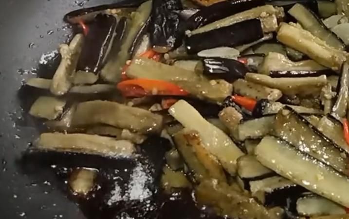  停不下来|茄子最家常的做法，做法简单，鲜香美味，好吃到停不下来