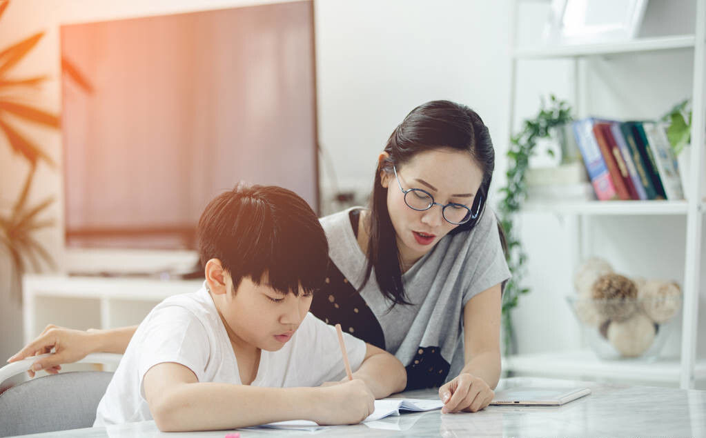 手指头|小孩子数手指头计算，这个雷可不要踩，千万不要养成习惯