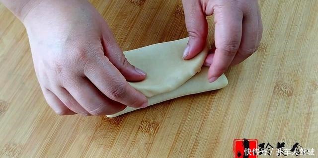 吐司面包,手把手教你在家做,5分钟揉出手套膜,比买的还好吃