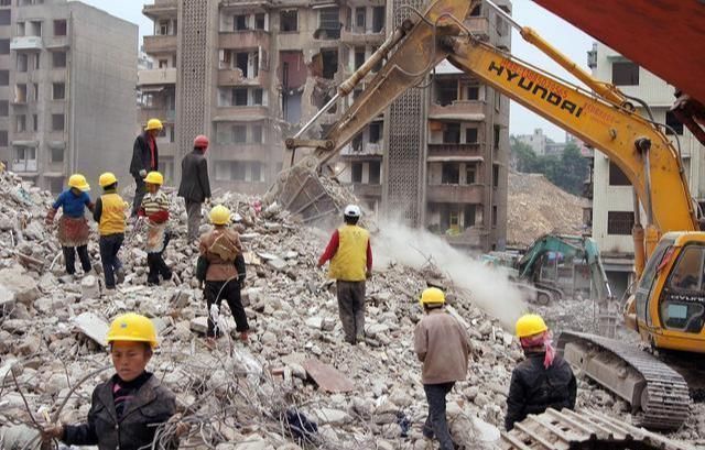 城市|旧房拆迁补偿,有人选房子,有人选钱,选错只能吃闷亏了!