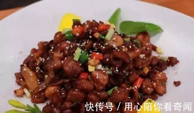 美食|美食推荐：金牌稻草鸭、粉丝将军蟹煲、陈皮鸡丁制作方法