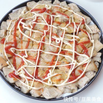 面包粒|#丘比三明治#烤爆汁肠仔玉米芝士层层三明治