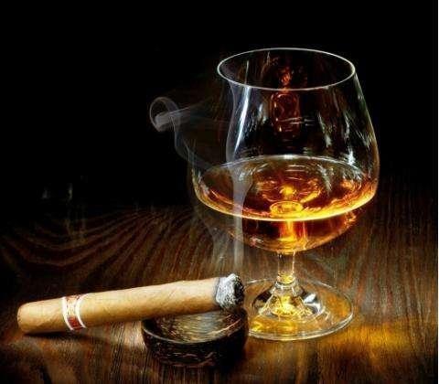 丰隆穴|血脂高的人，眼睛可能有3个症状，若没有，说明血脂控制的还不错