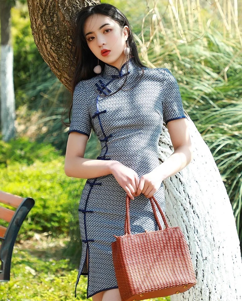 修身 旗袍女人民国风短款旗袍修身旗袍,复古韵味,体现东方韵味之美