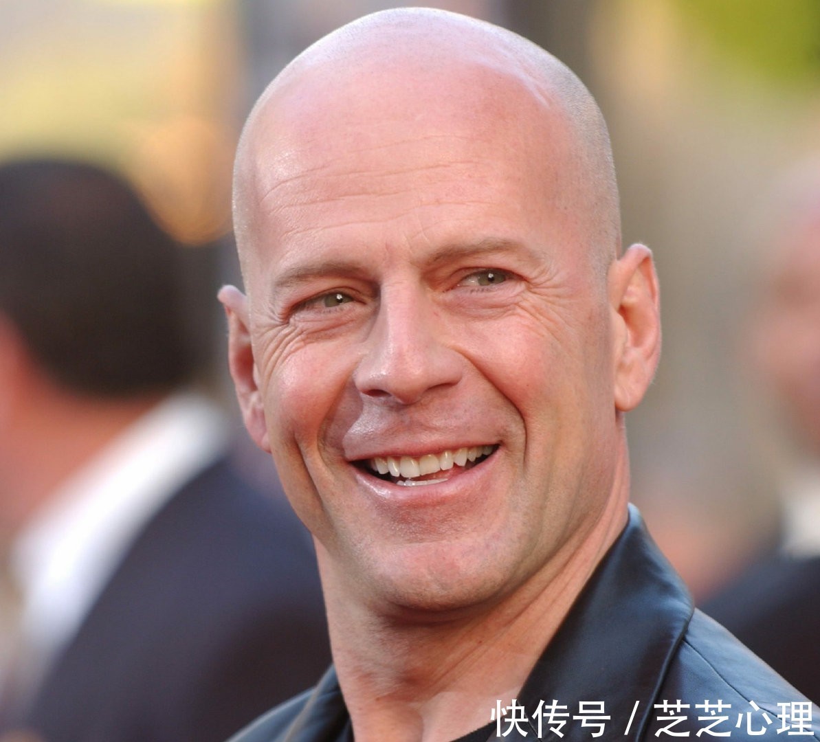 金发|心理学:不同的发型,给人印象的不同,还不受性别和年龄的影响